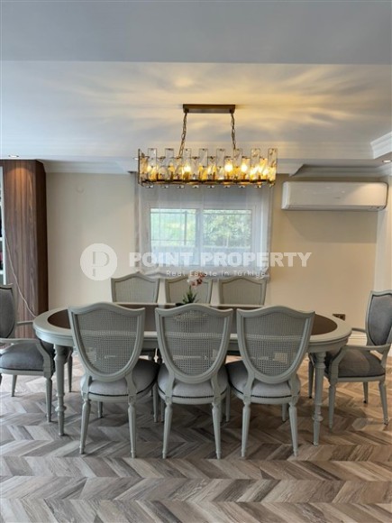 Двухэтажная вилла с бассейном и просторным садовым участком, площадью 1000 м2, в спокойном районе Аланьи - Верхняя Оба-id-7777-фото-6