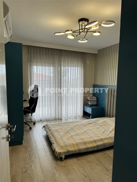 Двухэтажная вилла с бассейном и просторным садовым участком, площадью 1000 м2, в спокойном районе Аланьи - Верхняя Оба-id-7777-фото-7