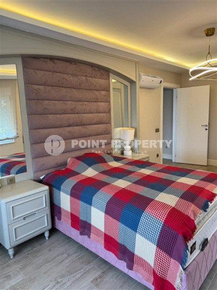 Двухэтажная вилла с бассейном и просторным садовым участком, площадью 1000 м2, в спокойном районе Аланьи - Верхняя Оба-id-7777-фото-10