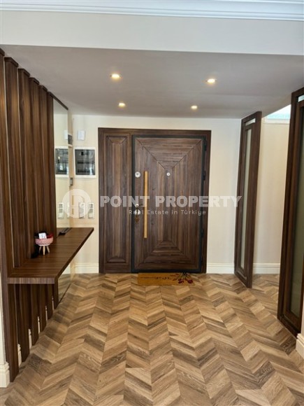 Двухэтажная вилла с бассейном и просторным садовым участком, площадью 1000 м2, в спокойном районе Аланьи - Верхняя Оба-id-7777-фото-18