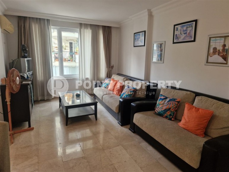 Affordable 2+1 apartment 250 meters from the sea, two minutes walk from the center of Alanya-id-7779-photo-2
