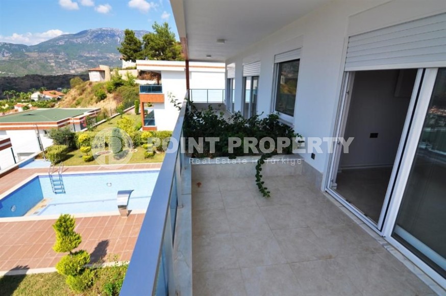 Modern two-storey villa with sea views, in a prestigious area of Alanya - Kargicak-id-7781-photo-2