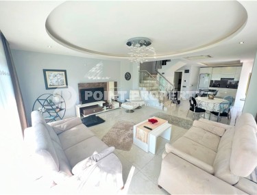 Просторная двухуровневая квартира 3+1, общей площадью 150 м2, с возможностью получения гражданства Турции-id-7783-фото-2