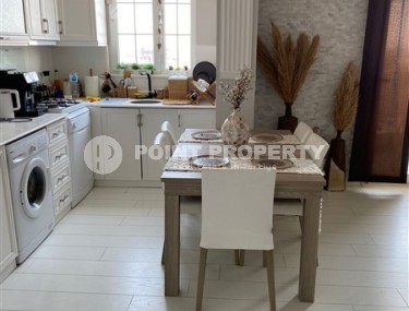 Panoramic apartment 2+1 with sea and mountain views, in the center of the modern area of Alanya - Cikcilli-id-7784-photo-5