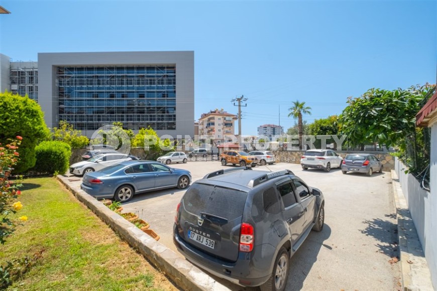 Panoramic apartment 2+1 with sea and mountain views, in the center of the modern area of Alanya - Cikcilli-id-7784-photo-19