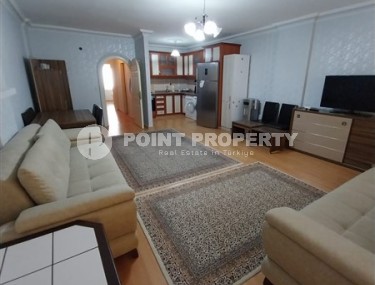 Недорогая квартира с мебелью и бытовой техникой, на 2-м этаже в доме 2005 года постройки-id-7786-фото-2