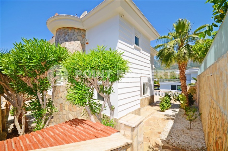 Atmospheric villa with sea and mountain views in a picturesque, ecologically clean area of Alanya - Kargicak-id-7791-photo-2