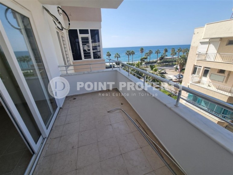 Apartment 2+1 on the first line from the sea, in the center of the modern area of Alanya - Mahmutlar-id-7794-photo-10