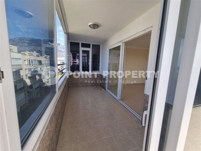 Apartment 2+1 on the first line from the sea, in the center of the modern area of Alanya - Mahmutlar-id-7794-photo-11