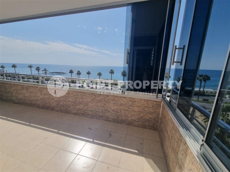 Apartment 2+1 on the first line from the sea, in the center of the modern area of Alanya - Mahmutlar-id-7794-photo-13