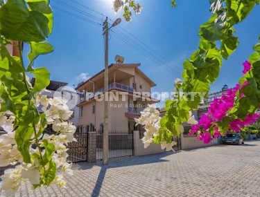 Симпатичный трехэтажный дом 2002 года постройки в 100 метрах от моря, в живописном районе Аланьи - Конаклы-id-7795-фото-2