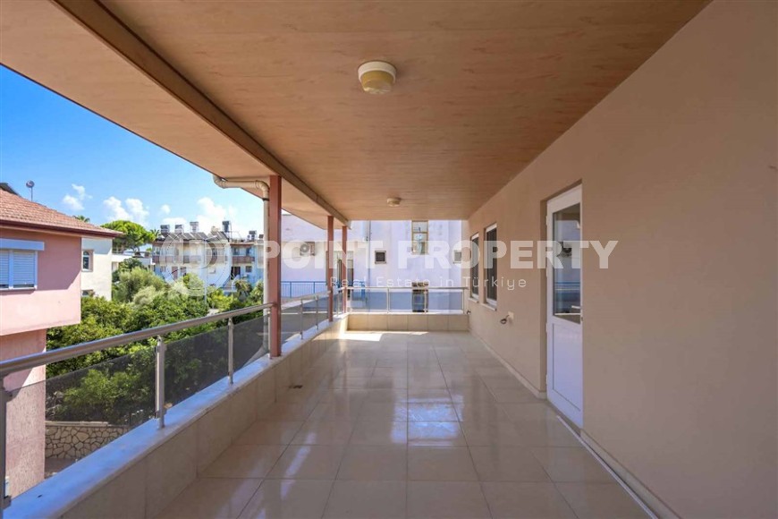 Симпатичный трехэтажный дом 2002 года постройки в 100 метрах от моря, в живописном районе Аланьи - Конаклы-id-7795-фото-14