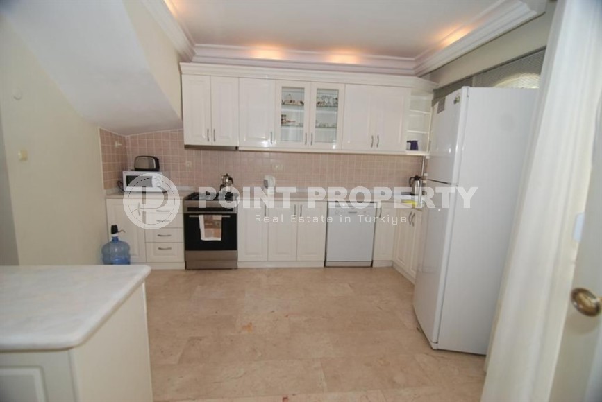 Двухэтажная вилла-близнец с бассейном и просторным садовым участком в двух с половиной километрах от моря-id-7796-фото-5