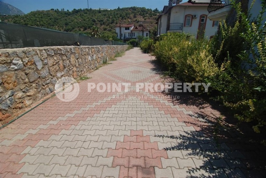 Двухэтажная вилла-близнец с бассейном и просторным садовым участком в двух с половиной километрах от моря-id-7796-фото-23