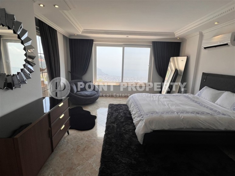 Атмосферная вилла с панорамным видом на море и гору Кале, в элитном районе Аланьи - Бекташ-id-7798-фото-10