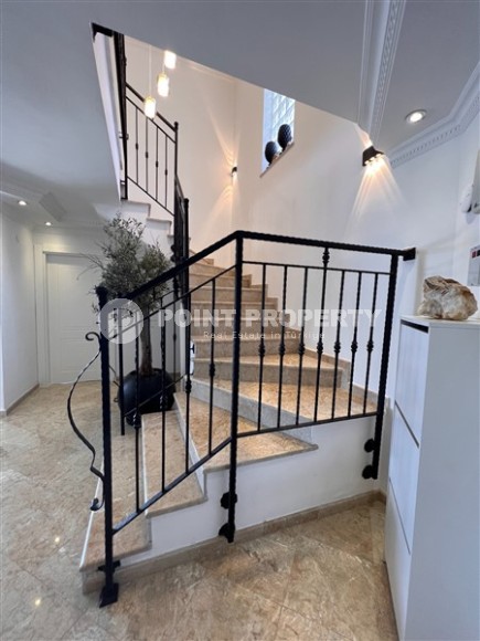 Атмосферная вилла с панорамным видом на море и гору Кале, в элитном районе Аланьи - Бекташ-id-7798-фото-13