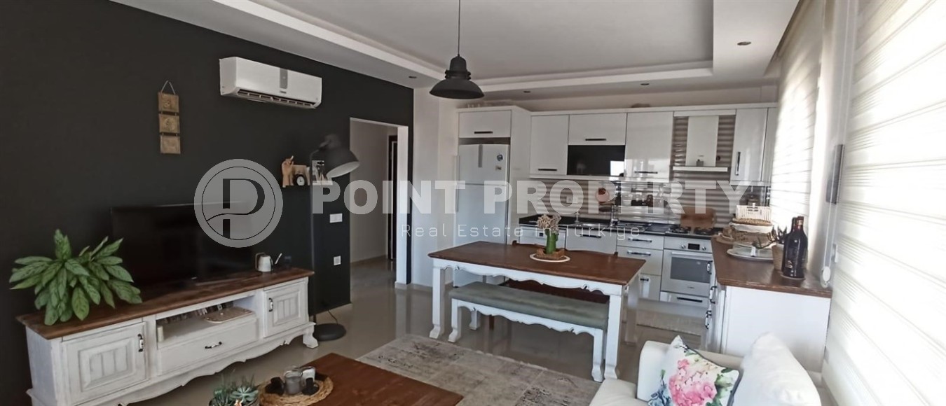 Comfortable 2+1 apartment 650 meters from the sea, in the center of the modern area of Alanya - Cikcilli-id-7800-photo-2