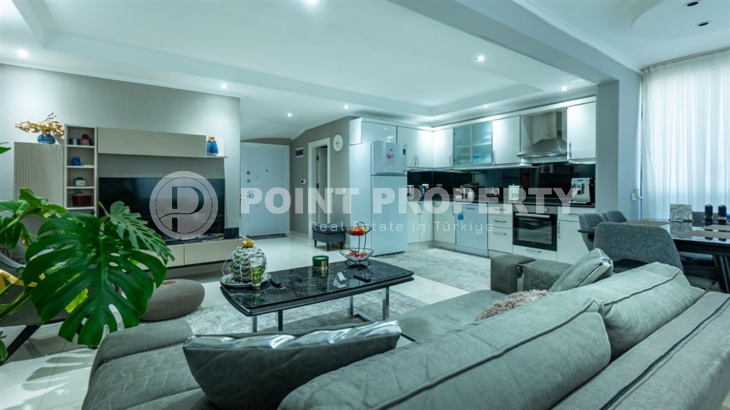 Современная двухуровневая квартира 2+1, общей площадью 120 м2, на 5-м этаже с мансардой в центре Аланьи-id-7801-фото-3