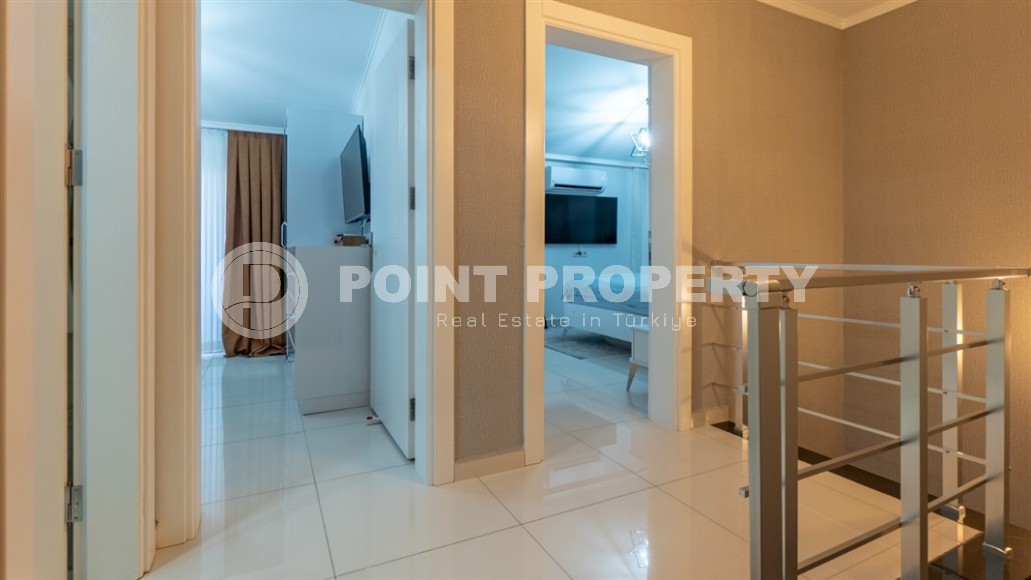 Современная двухуровневая квартира 2+1, общей площадью 120 м2, на 5-м этаже с мансардой в центре Аланьи-id-7801-фото-8