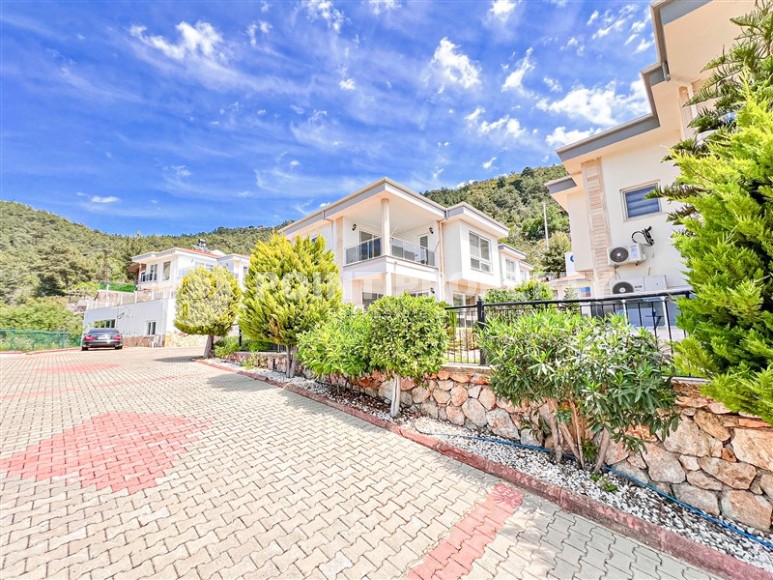 Двухэтажная вилла 3+1, общей площадью 180 м2, в ухоженном коттеджном городке в восьми километрах от моря-id-7803-фото-16