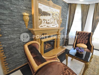 Трехэтажная вилла в двух в половиной километрах от моря, в престижном районе Аланьи - Кестель-id-7806-фото-4