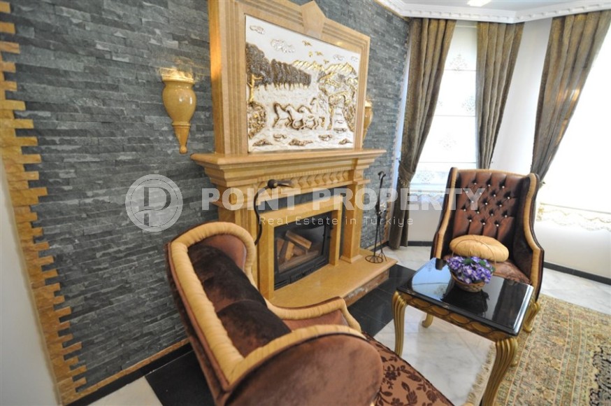 Трехэтажная вилла в двух в половиной километрах от моря, в престижном районе Аланьи - Кестель-id-7806-фото-4