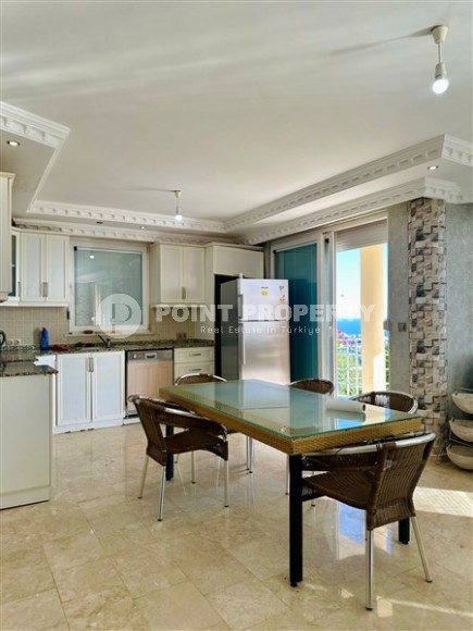 Two-storey villa with a swimming pool and a spacious garden area, with the possibility of obtaining Turkish citizenship-id-7814-photo-5