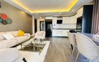 Spacious penthouse 3+1 with furniture, 160 m2. Just 200 m from the sea in Mahmutlar-id-1605-photo-7