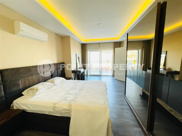 Spacious penthouse 3+1 with furniture, 160 m2. Just 200 m from the sea in Mahmutlar-id-1605-photo-10