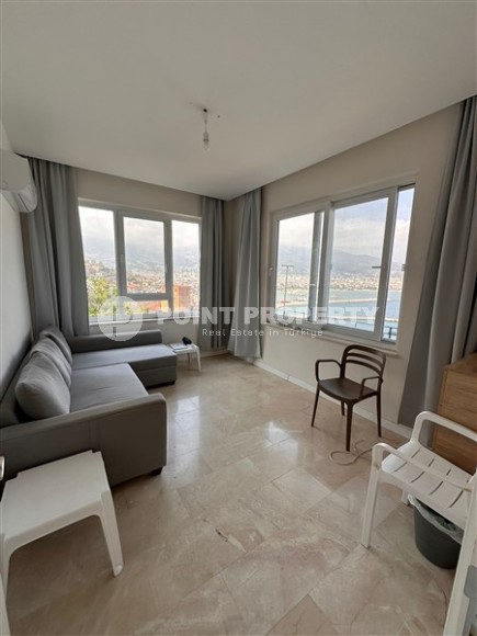 Меблированная квартира 3+1 с большой открытой террасой с видом на порт Аланьи, в историческом районе города - Кале-id-7819-фото-2