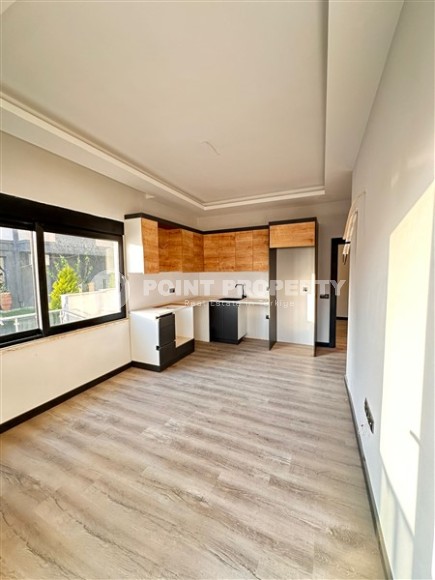 Новая квартира с чистовой отделкой на 1-м этаже в резиденции, введенной в эксплуатацию в 2023 году-id-7821-фото-2