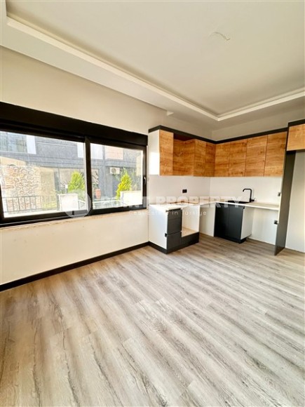 Новая квартира с чистовой отделкой на 1-м этаже в резиденции, введенной в эксплуатацию в 2023 году-id-7821-фото-4