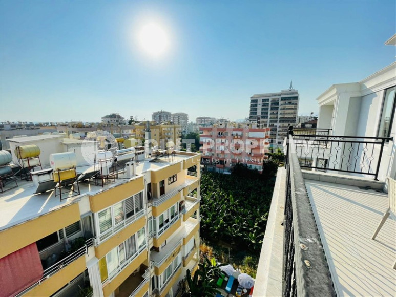 Spacious penthouse 3+1 with furniture, 160 m2. Just 200 m from the sea in Mahmutlar-id-1605-photo-23