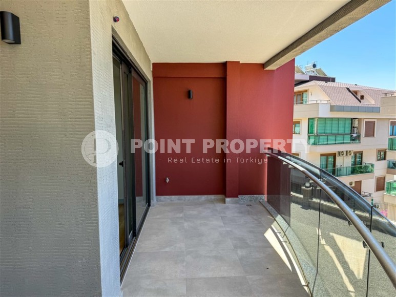 Large linear apartment with a private garden of 250 m2, on the 1st floor in a residence built in 2019-id-7827-photo-19