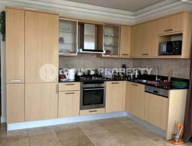 Bright, cozy apartment 2+1 800 meters from the sea, in the center of the modern area of Alanya - Cikcilli-id-7829-photo-2