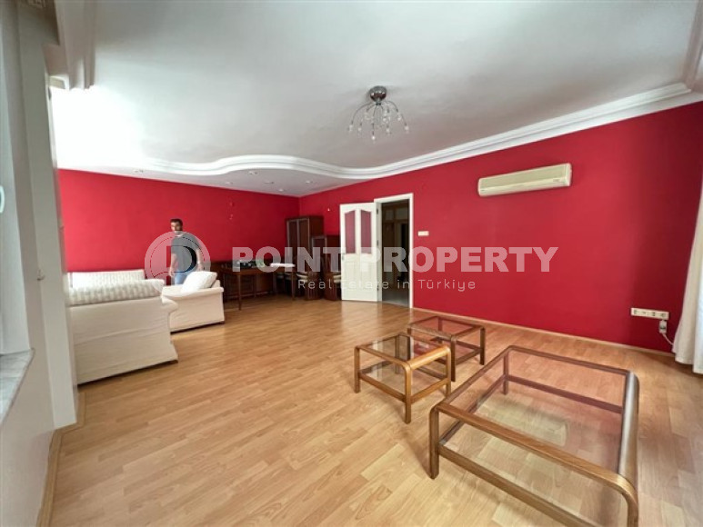 Apartment 3+1 with separate kitchen in the center of Alanya, 50 meters to the sea-id-1607-photo-9