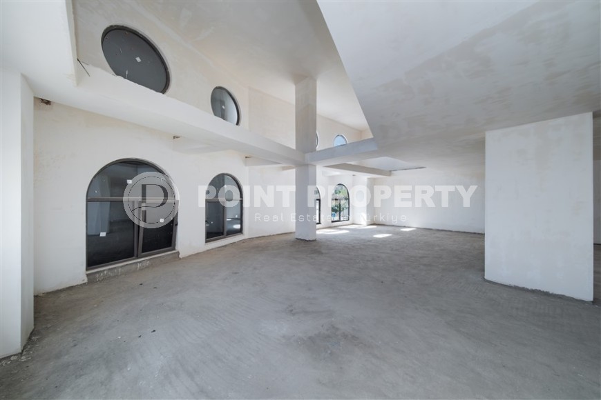 New four-storey building for commercial outlets in the prestigious resort area of Alanya - Kestel-id-7842-photo-11