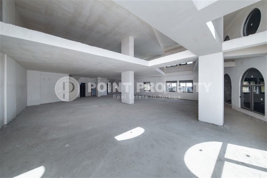 New four-storey building for commercial outlets in the prestigious resort area of Alanya - Kestel-id-7842-photo-13