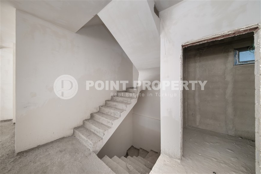 New four-storey building for commercial outlets in the prestigious resort area of Alanya - Kestel-id-7842-photo-19