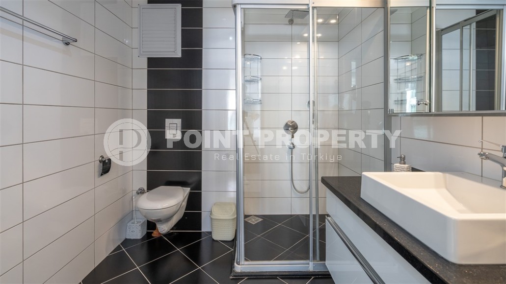 Spacious linear apartment 3+1 with modern design 250 meters from the sea, in the center of the European region of Alanya - Lower Oba-id-7843-photo-10