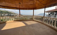 Large three-storey villa 5+1, with a total area of 300 m2, one and a half kilometers from the center of Alanya-id-7844-photo-14