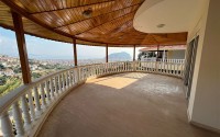 Large three-storey villa 5+1, with a total area of 300 m2, one and a half kilometers from the center of Alanya-id-7844-photo-16