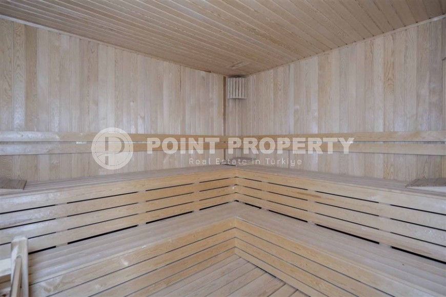 Современная трехэтажная вилла 2020 года постройки с бассейном и садом, в 200 метрах от моря-id-7845-фото-20