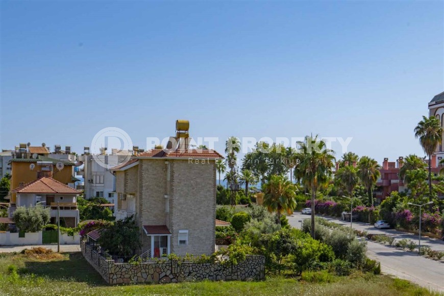 Современная трехэтажная вилла 2020 года постройки с бассейном и садом, в 200 метрах от моря-id-7845-фото-31