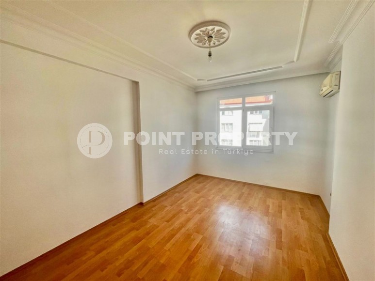 Просторная линейная квартира 3+1, общей площадью 140 м2, на 2-м этаже в резиденции 2010 года постройки-id-7848-фото-7