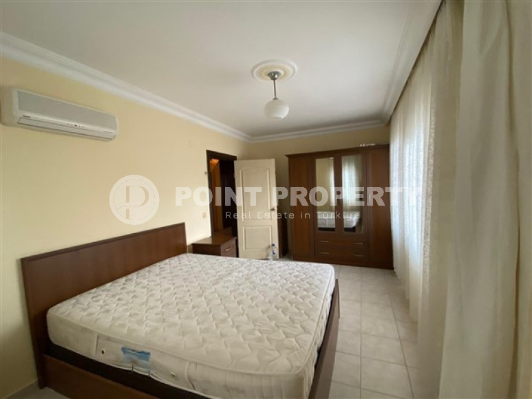 Отличный вариант для отдыха и жизни в центре Алании.  Апартаменты 4+1, 230м2. До моря 400м-id-1609-фото-8