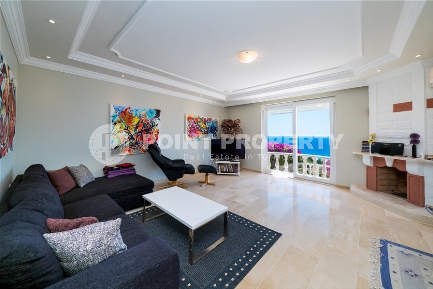 Панорамная трехэтажная вилла с роскошным видом на море, в престижном районе Аланьи - Каргыджак-id-7852-фото-3