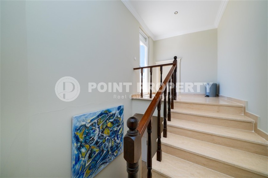 Панорамная трехэтажная вилла с роскошным видом на море, в престижном районе Аланьи - Каргыджак-id-7852-фото-19