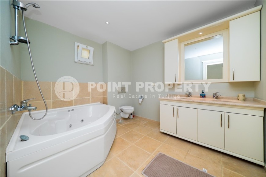 Панорамная трехэтажная вилла с роскошным видом на море, в престижном районе Аланьи - Каргыджак-id-7852-фото-20