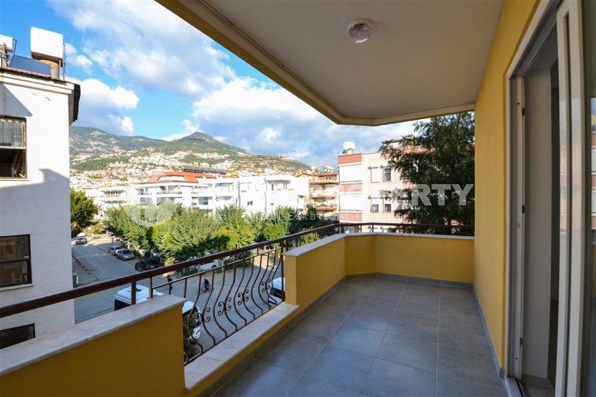 Spacious apartment with fine finishing, on the 4th floor in a building built in 2008-id-5745-photo-10